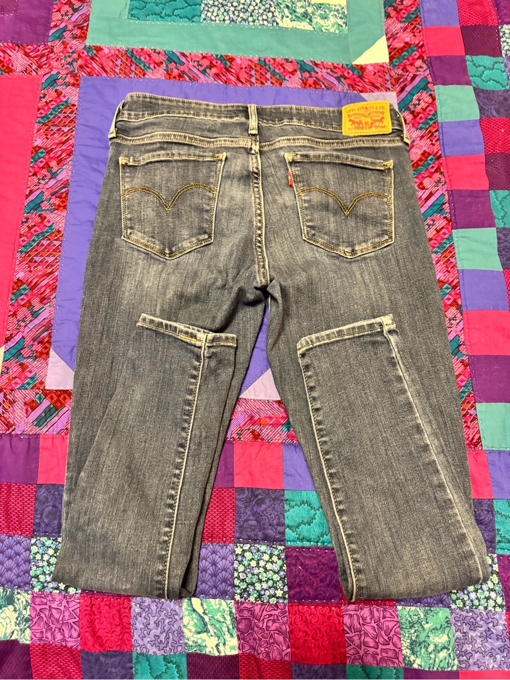 Levi's Women's Skinny Jeans size 30 - Picture 2 of 5